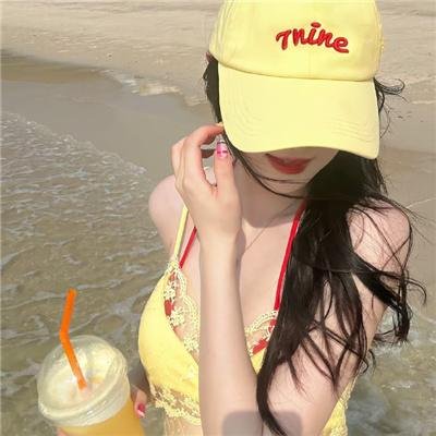 艾曼妞与罗丽妲